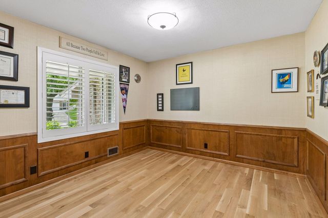 6016 Olinger Circle, Edina, MN 55436