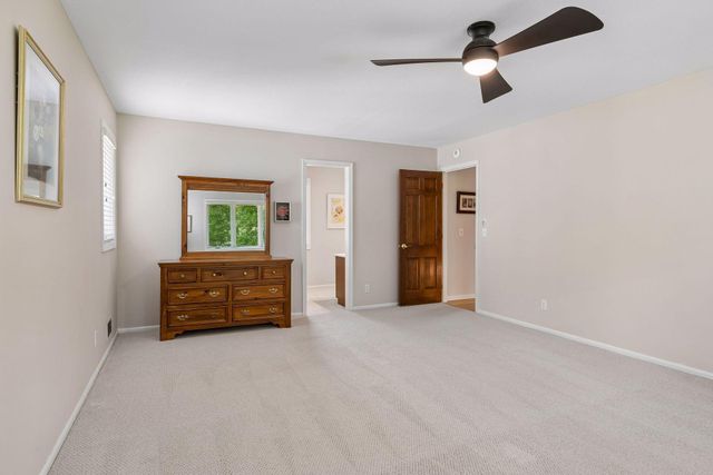 6016 Olinger Circle, Edina, MN 55436