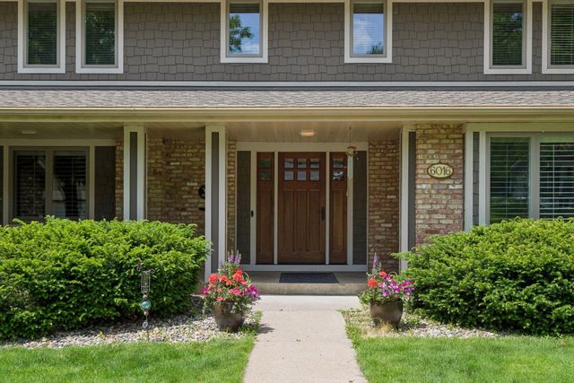 6016 Olinger Circle, Edina, MN 55436