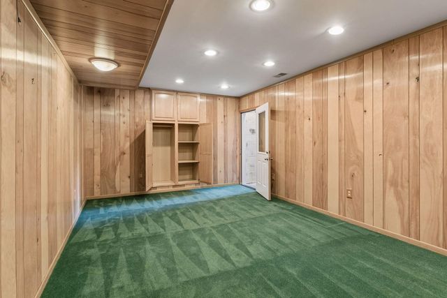 6016 Olinger Circle, Edina, MN 55436