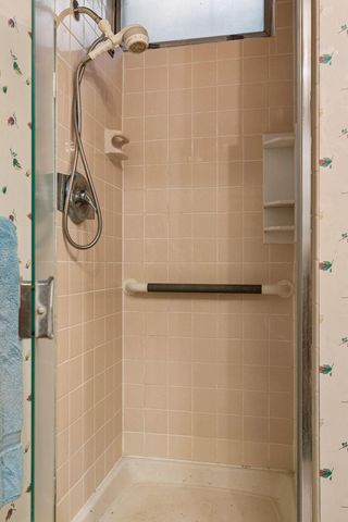 6016 Olinger Circle, Edina, MN 55436