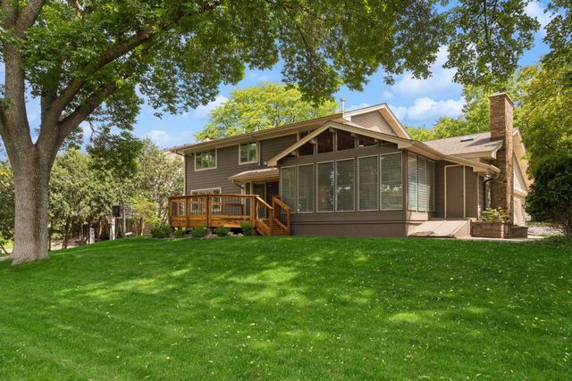 6016 Olinger Circle, Edina, MN 55436