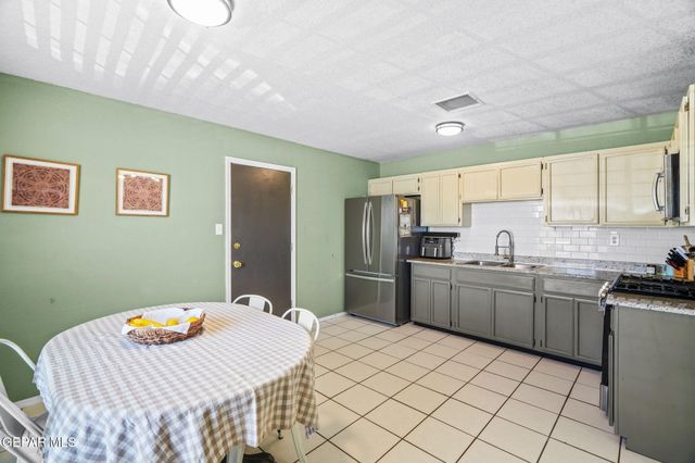 12008 BRAVEHEART Avenue, El Paso, TX 79936