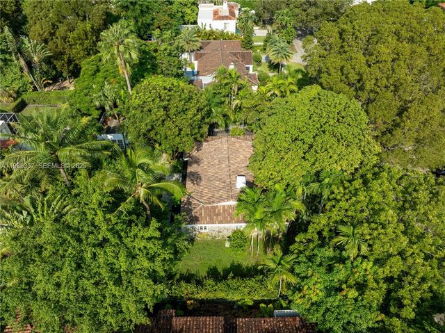 504 Navarre Ave, Coral Gables, FL 33134