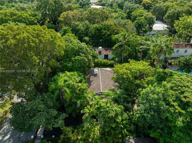 504 Navarre Ave, Coral Gables, FL 33134