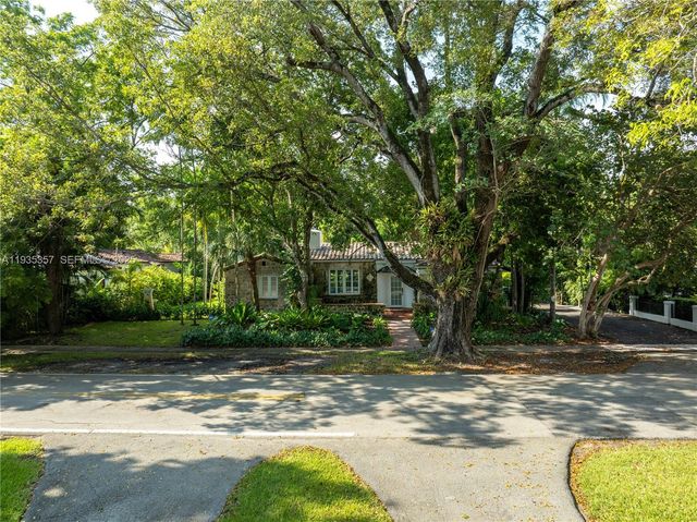 504 Navarre Ave, Coral Gables, FL 33134