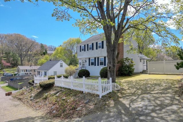 71 Holmes Ave, Weymouth, MA 02191