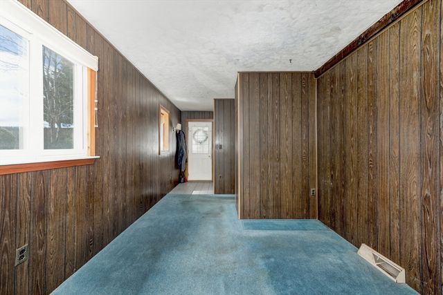 71 Holmes Ave, Weymouth, MA 02191