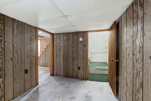 71 Holmes Ave, Weymouth, MA 02191