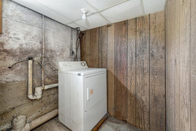 71 Holmes Ave, Weymouth, MA 02191