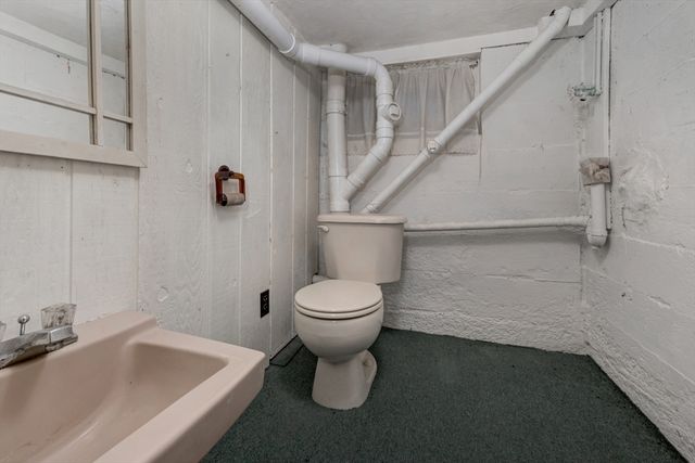 71 Holmes Ave, Weymouth, MA 02191