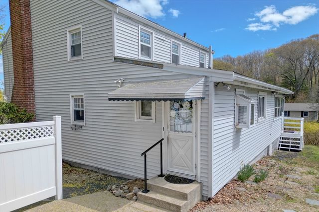 71 Holmes Ave, Weymouth, MA 02191