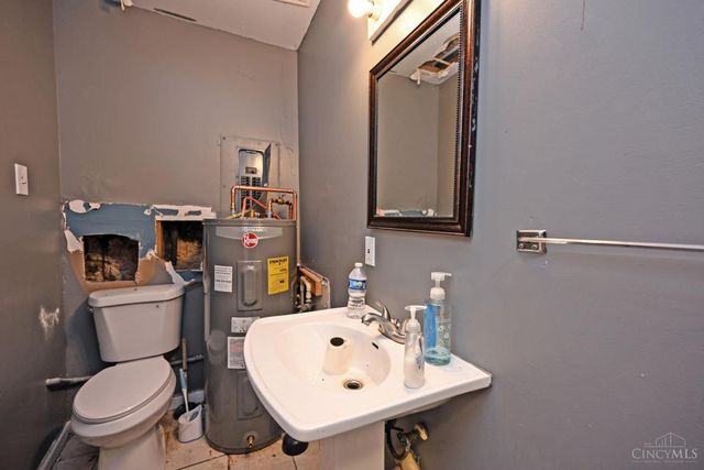 2457 Everglade Place, Cincinnati, OH 45214