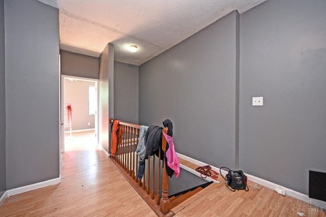 2457 Everglade Place, Cincinnati, OH 45214