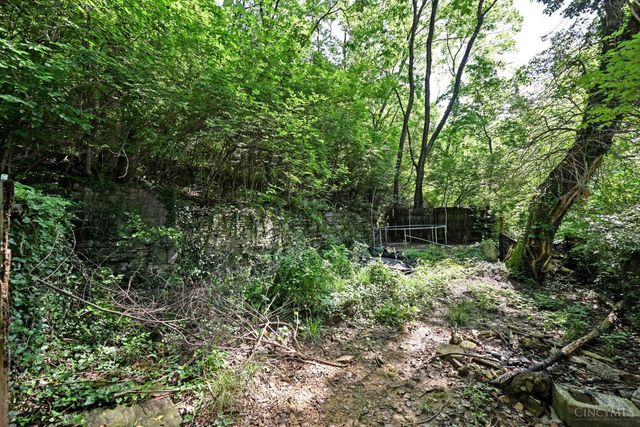 2457 Everglade Place, Cincinnati, OH 45214