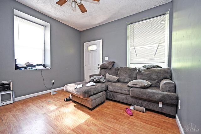 2457 Everglade Place, Cincinnati, OH 45214