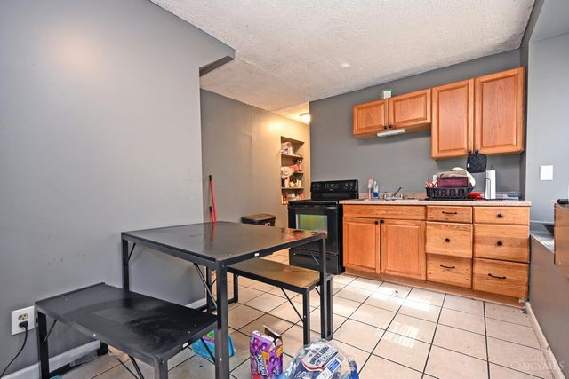 2457 Everglade Place, Cincinnati, OH 45214