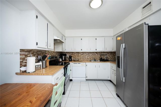 16400 Golf Club Rd 305, Weston, FL 33326