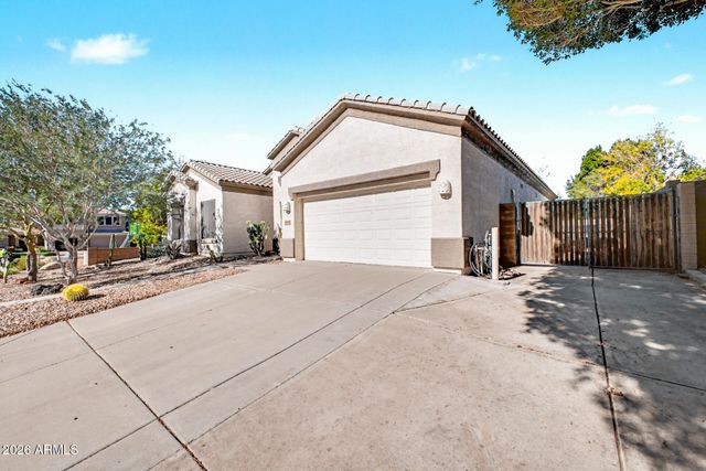 8634 E HILLVIEW Street, Mesa, AZ 85207