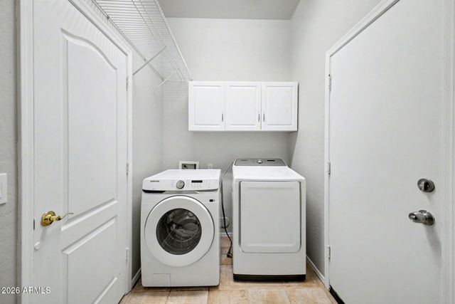 8634 E HILLVIEW Street, Mesa, AZ 85207