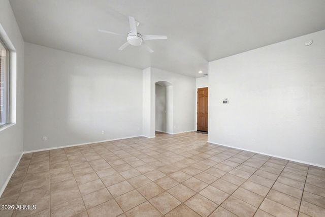 8634 E HILLVIEW Street, Mesa, AZ 85207