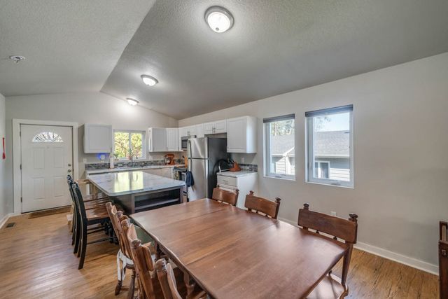 3420 Thompson Avenue, Des Moines, IA 50317