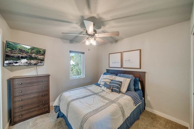 3420 Thompson Avenue, Des Moines, IA 50317