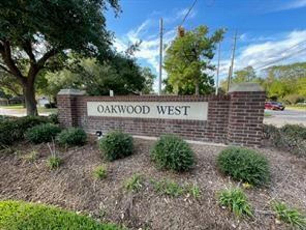 7411 Creekfield Drive, Spring, TX 77379