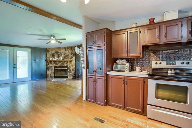 800 GREEN SPRING ROAD, Newville, PA 17241