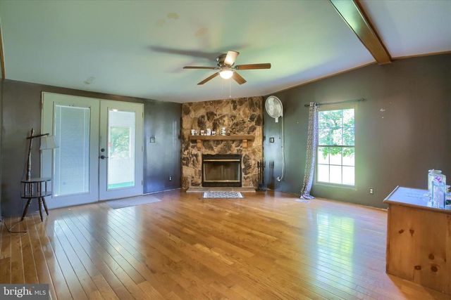 800 GREEN SPRING ROAD, Newville, PA 17241