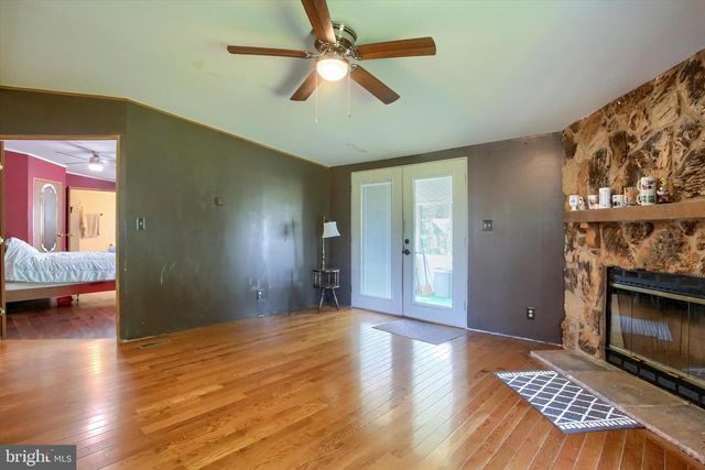800 GREEN SPRING ROAD, Newville, PA 17241