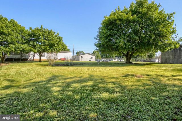 800 GREEN SPRING ROAD, Newville, PA 17241