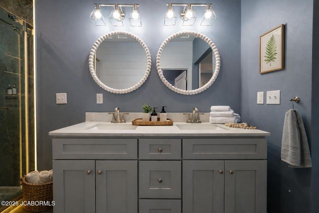 775 VINE DRIVE, Holts Summit, MO 65043