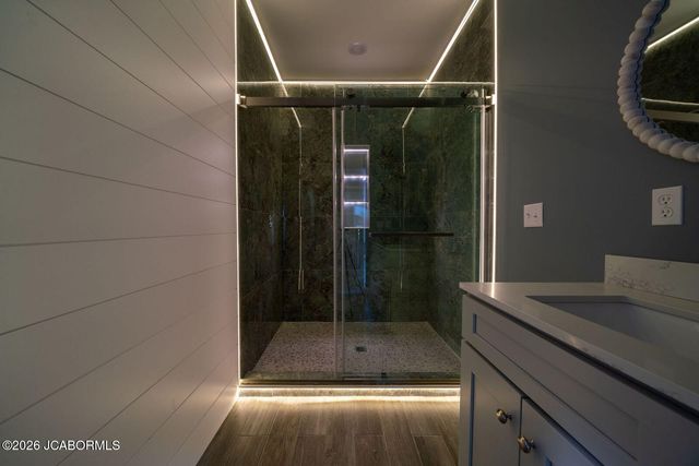 775 VINE DRIVE, Holts Summit, MO 65043