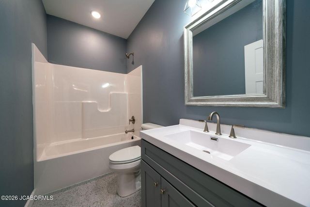 775 VINE DRIVE, Holts Summit, MO 65043