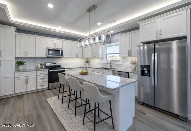 775 VINE DRIVE, Holts Summit, MO 65043