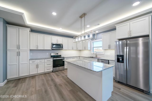 775 VINE DRIVE, Holts Summit, MO 65043