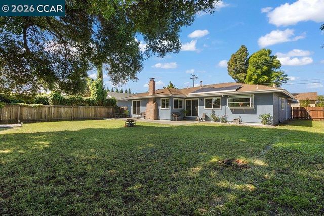 2214 Pennsylvania Avenue, Fairfield, CA 94533
