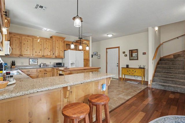 119 Granite Ridge Cir, Medicine Park, OK 73557