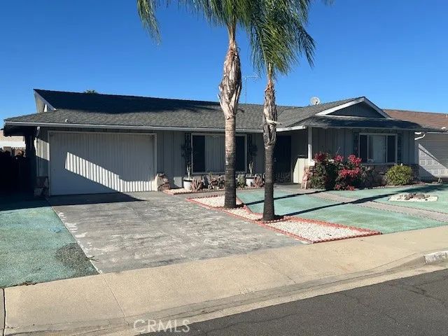 1140 Amberwood Drive, Hemet, CA 92543