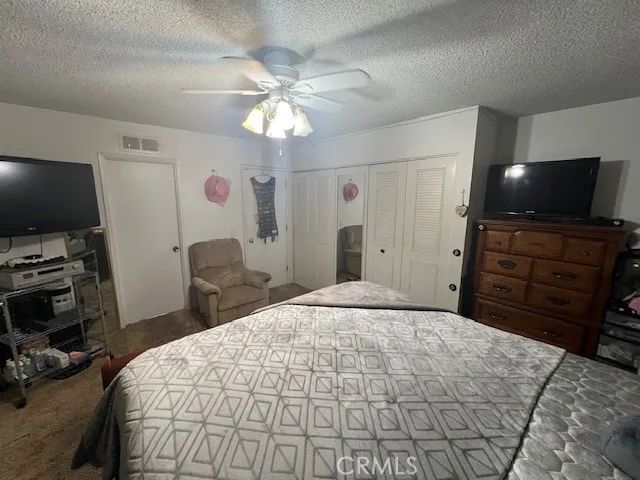 1140 Amberwood Drive, Hemet, CA 92543
