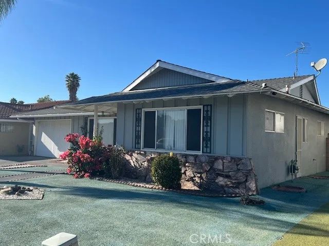 1140 Amberwood Drive, Hemet, CA 92543