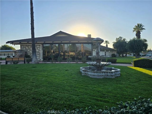 1140 Amberwood Drive, Hemet, CA 92543