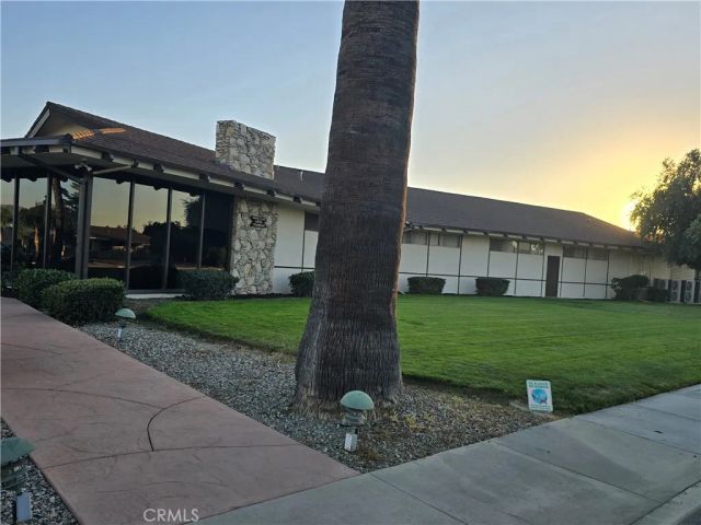 1140 Amberwood Drive, Hemet, CA 92543