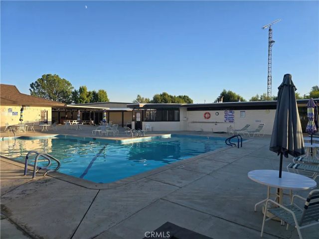 1140 Amberwood Drive, Hemet, CA 92543