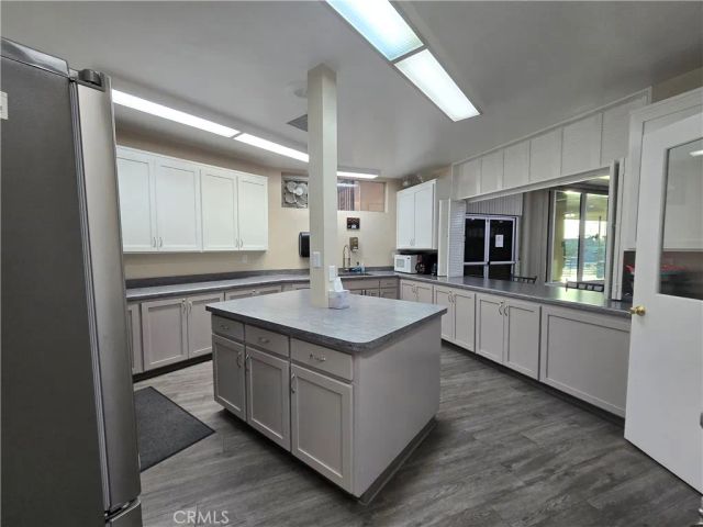 1140 Amberwood Drive, Hemet, CA 92543