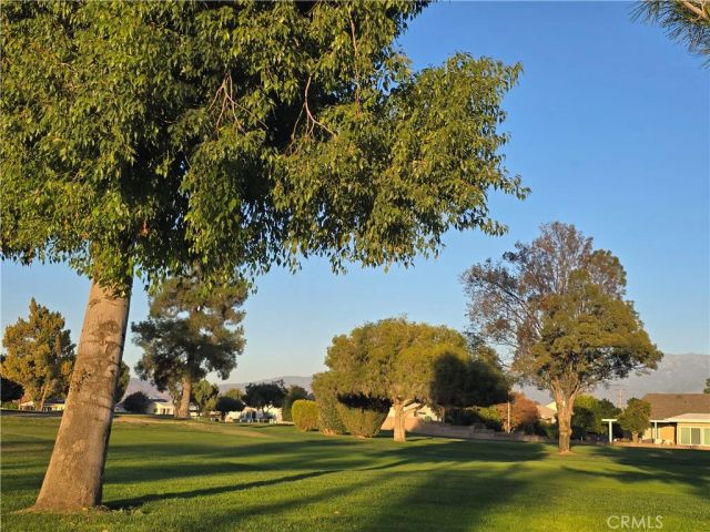 1140 Amberwood Drive, Hemet, CA 92543