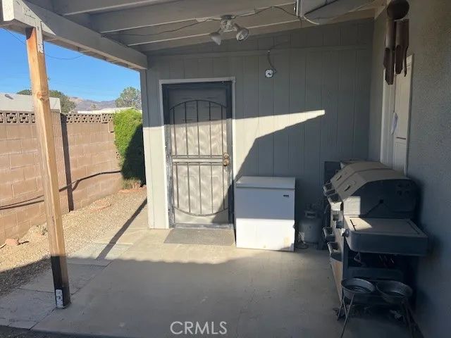 1140 Amberwood Drive, Hemet, CA 92543