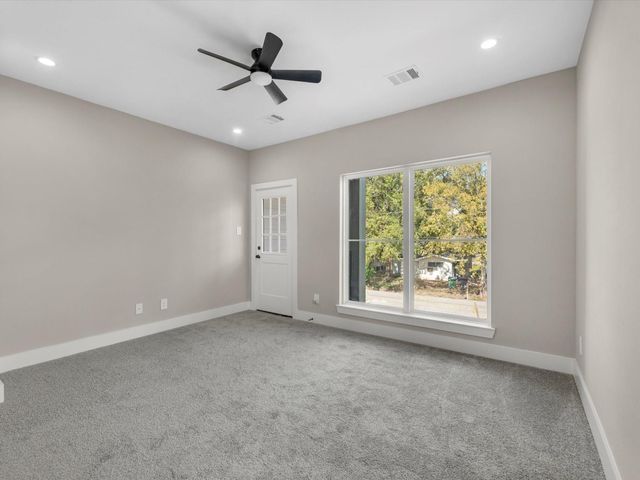 7802 Queen Street A, Houston, TX 77028