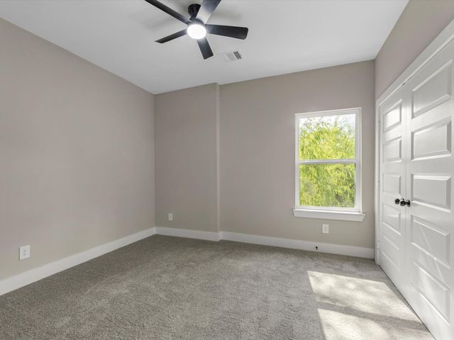 7802 Queen Street A, Houston, TX 77028